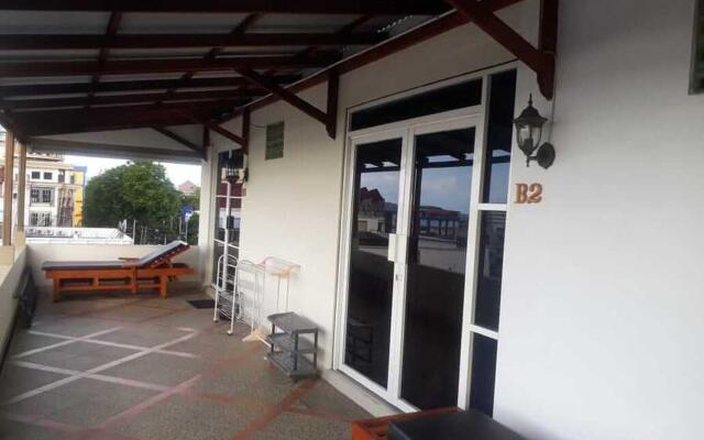 KoolKost near Megamall Manado