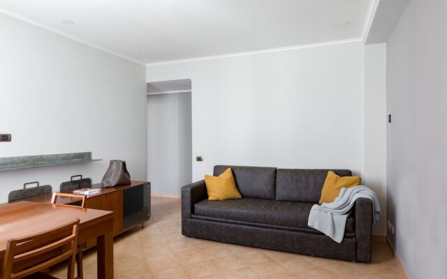 Crosti Apartments