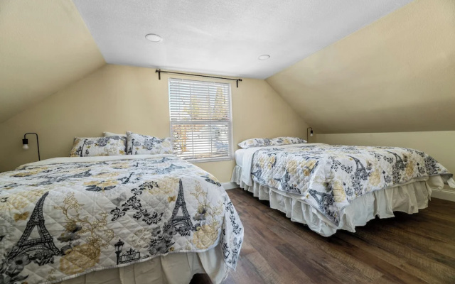 Jaybird Lodge