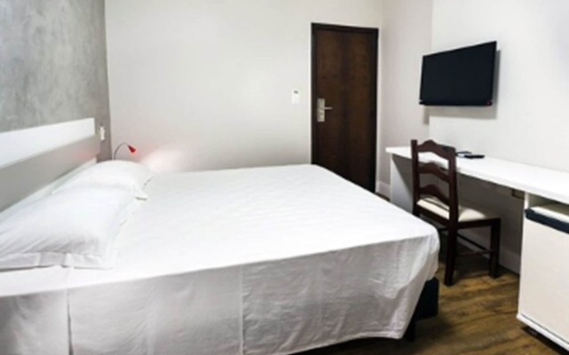 H Hotel