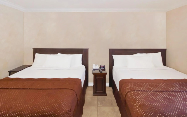Nite Inn - Walking Distance to Universal Studios Hollywood