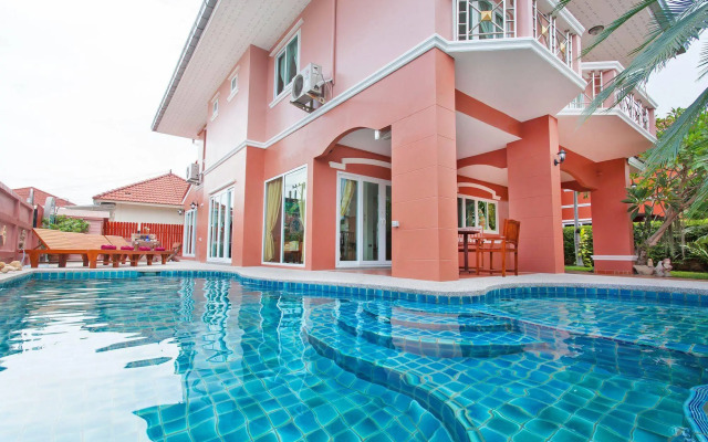 Baan Nomella