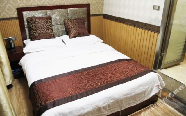 Muya Hotel (Xinshan Village Dadukou Pedestrian Street)
