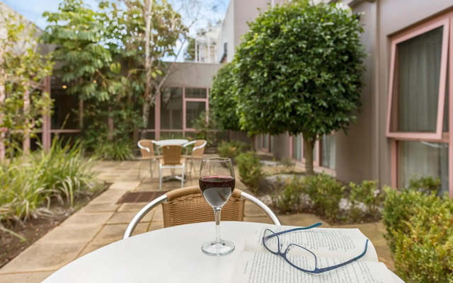 Kimberley Gardens Hotel & Serviced Apartments
