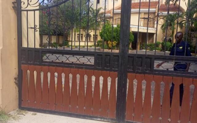 Beachfront 1bedroom in shanzu with beautiful views