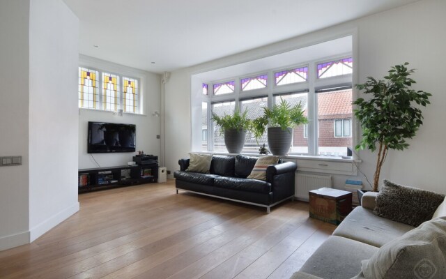 Elegant Riverside Apartment