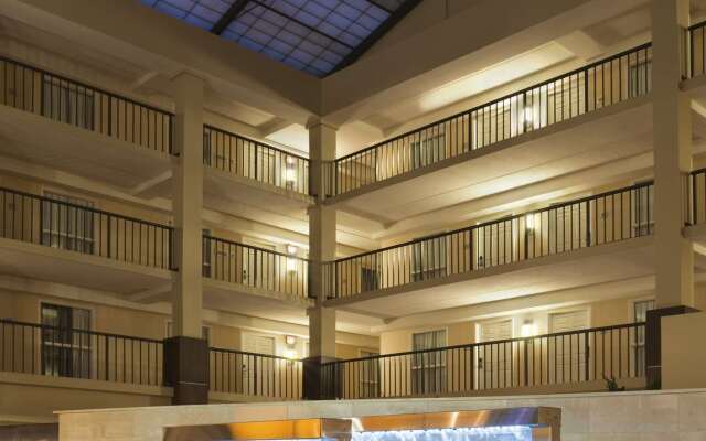 Embassy Suites by Hilton Cleveland Beachwood