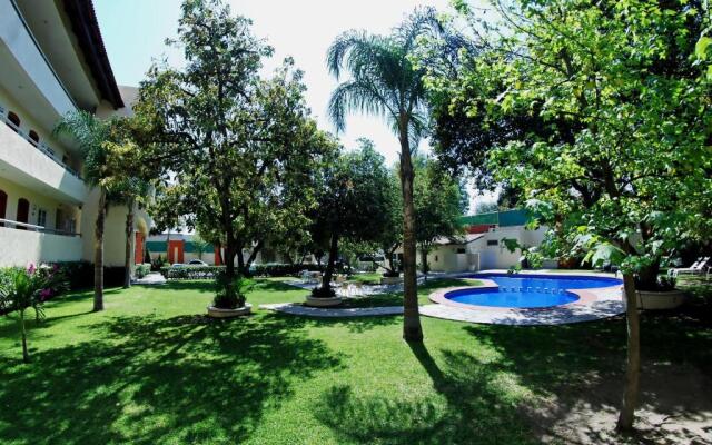 Aurea Hotel and Suites
