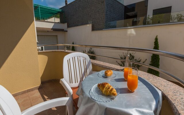 Apartment Adria