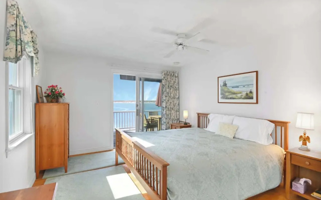 3BR Oceanfront on Nubble Cliffs!