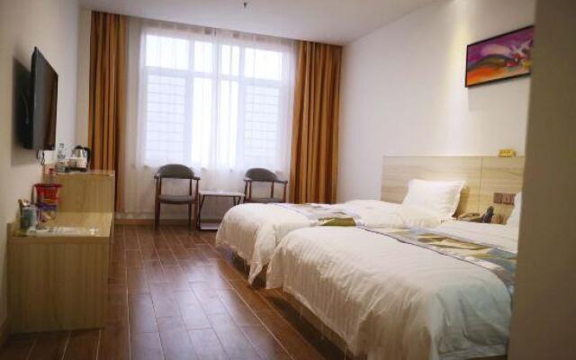 Huang Huagang Cheng Longtai Hotel