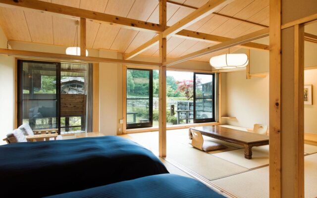 Tsutaya Tokinoyado Kazari