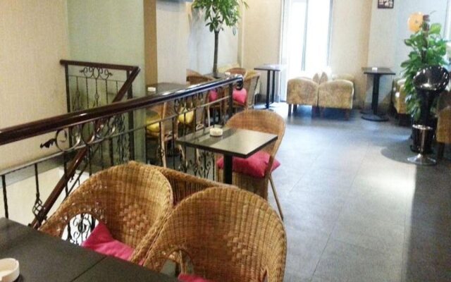 Chunshenjiang Hotel