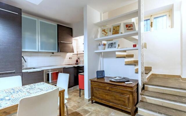 Lovely Apartment Ground Floor Colosseo up 4 Prs !