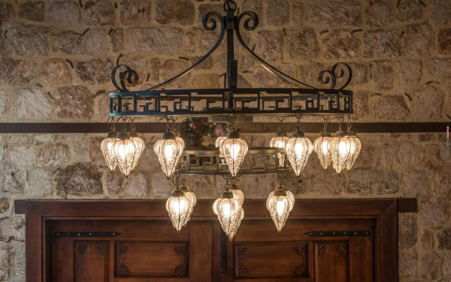 Tuvana Hotel - Special Class