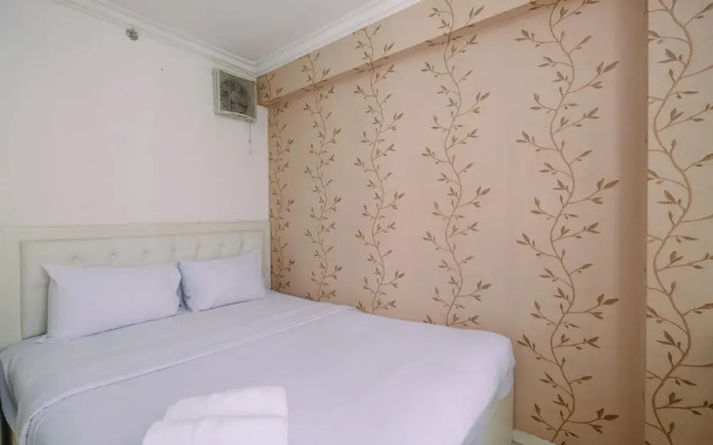 Modern And Tidy 2Br Bassura City Apartment