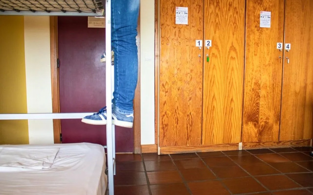 HI Almada - Pousada Juventude - Hostel