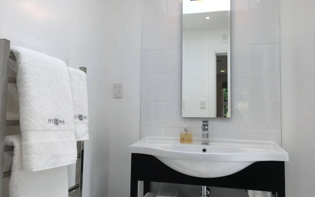 Aylstone Boutique Retreat