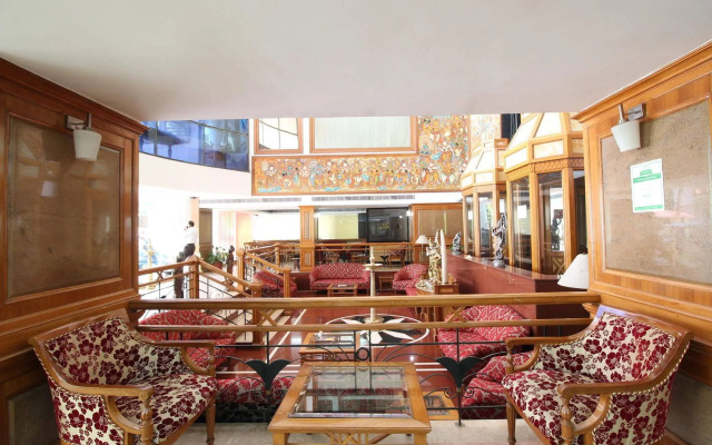 Mayura Residency