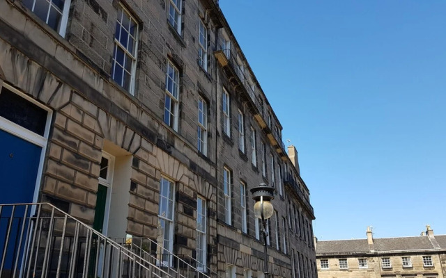 Premier Central Stay Edinburgh