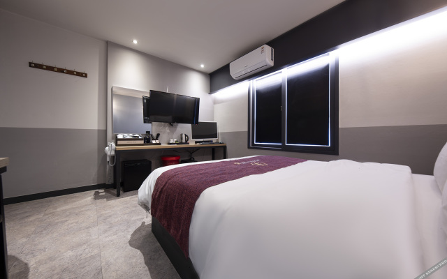 Suncheon Hotel THE B