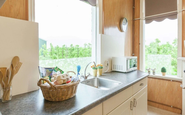 Lovely Cottage near Sea in Wemeldinge