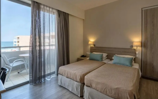 Icarus Suite Apartments