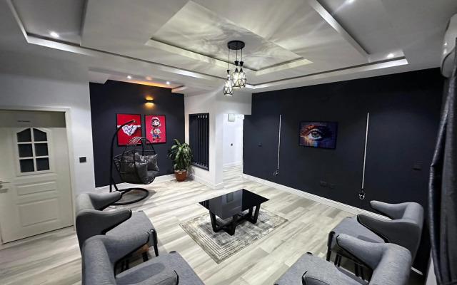 99 Mozilla Apartments And Suites