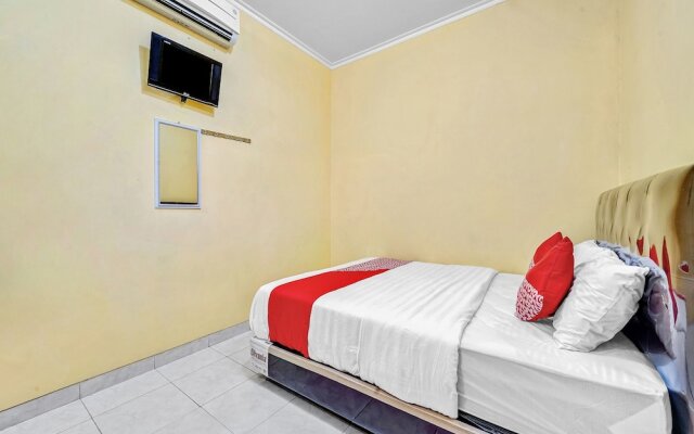 OYO 90768 Endrayanti Inn Syariah