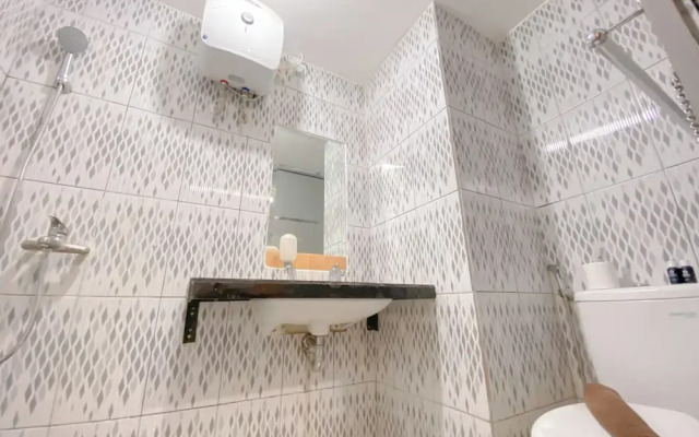 The Metropolitan Manor Studio Apartment At Parahyangan Residence