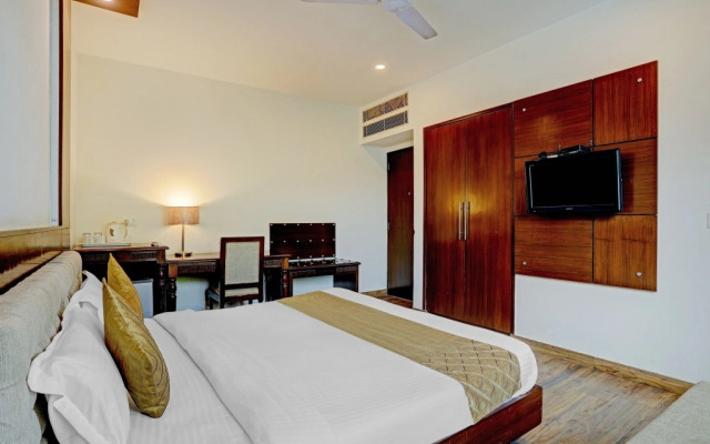 Townhouse OAK Hotel Heaven