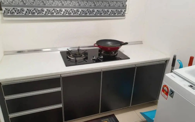 HOMESTAY EPOH Meru Raya – Kitchen – Ipoh