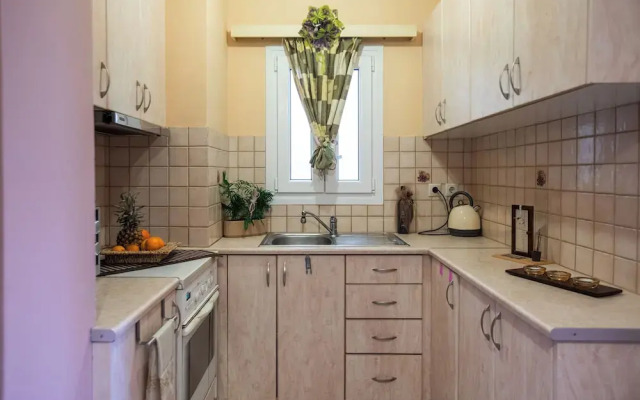 Elisso Apartment