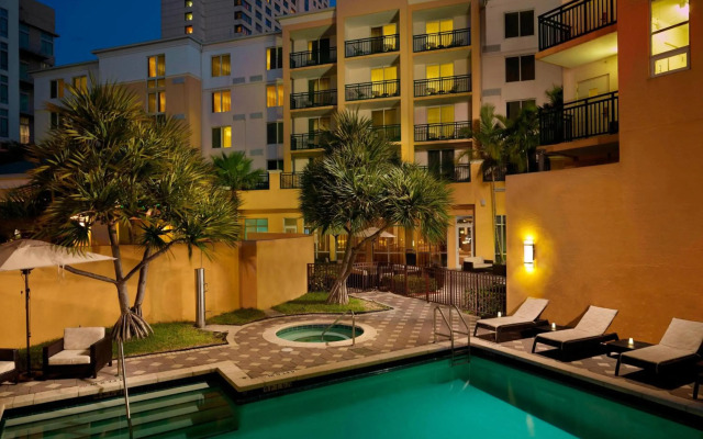 Courtyard by Marriott Miami Dadeland