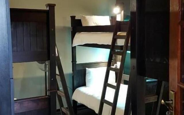 Budget Tented Village at Urban Glamping - Hostel