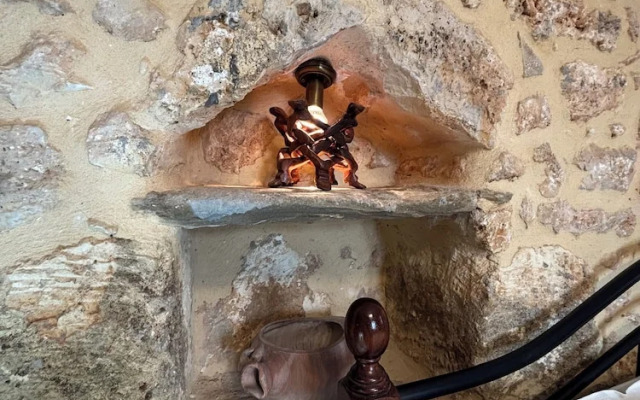 Electra Stone Suite