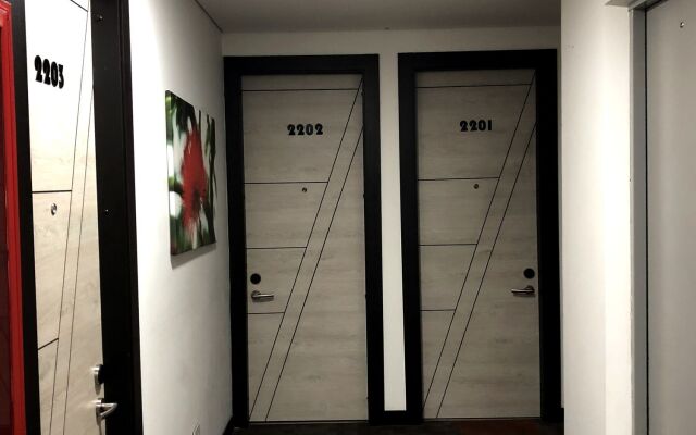 Boutique City Center 2