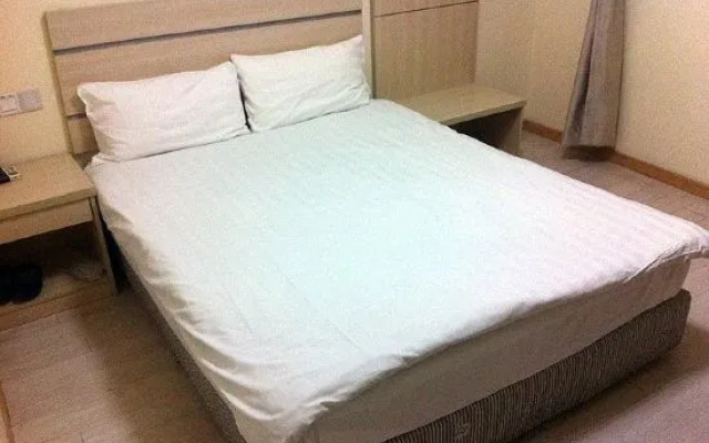 Jinqilin Hostel (Shanghai Waigaoqiao Free Trade Zone)