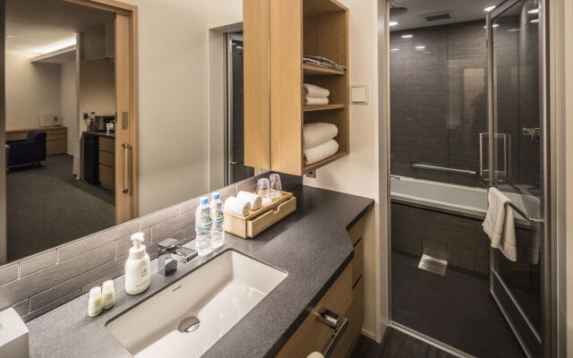 Tomoya Residence Hotel Kyoto Nijo Takakura