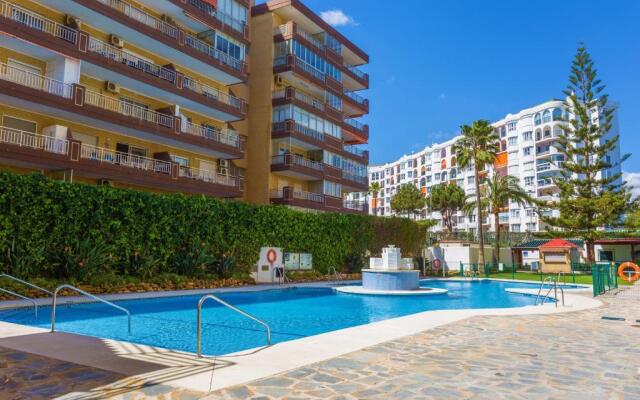 ☆Beachfront 1br Ronda 4 - Ac/Wifi/Pool