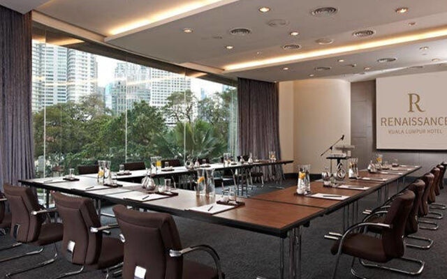 Renaissance Kuala Lumpur Hotel & Convention Centre