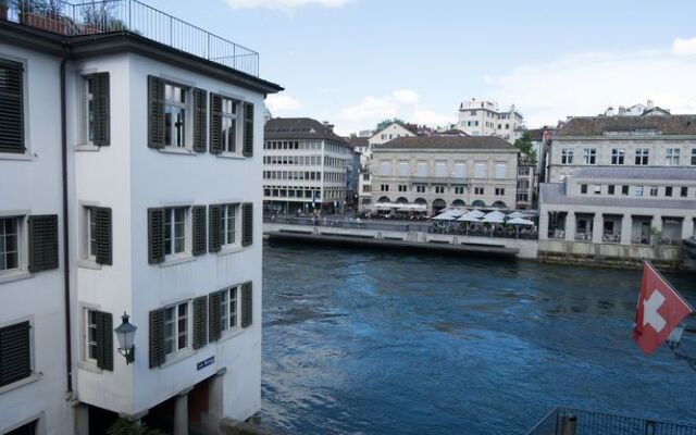 Limmat River Side Apartment by Airhome
