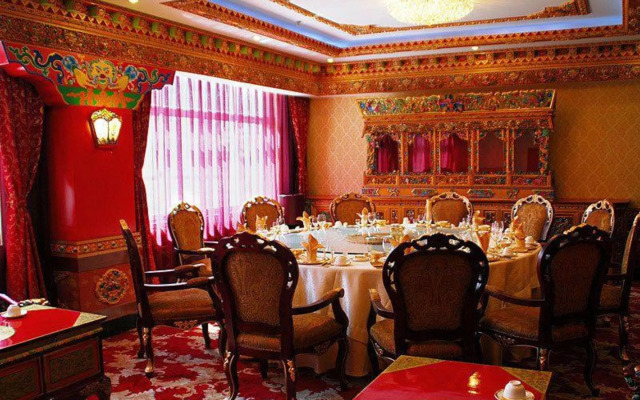 Yalong River Hotel