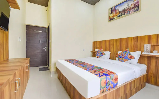 Fabhotel Shri Rk Residency