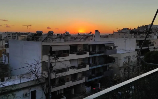 On Foot to Acropolis Cozy Apartment