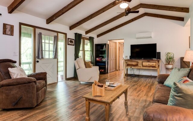 Spy Rock - 3 Br Cabin