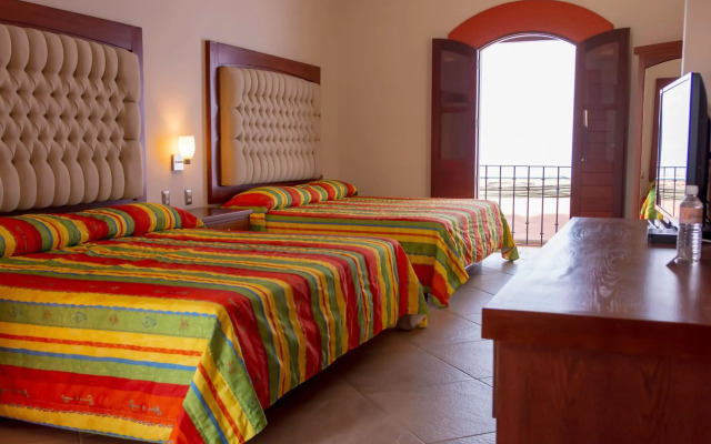 Hotel Santa Helena Plaza