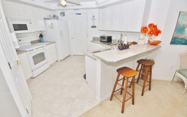 Oceanwalk 15-502 Apartment 2