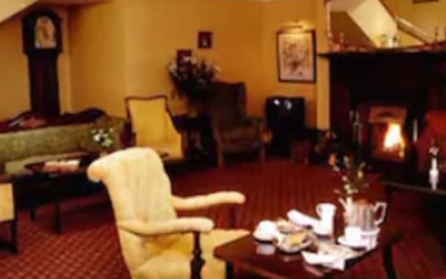 Earls Court House Hotel