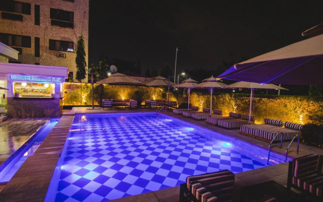 Bon Hotel Imperial